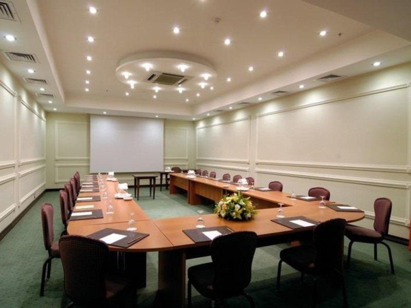 Отель Crowne Plaza - Ortakoy Bosphorus By Ihg