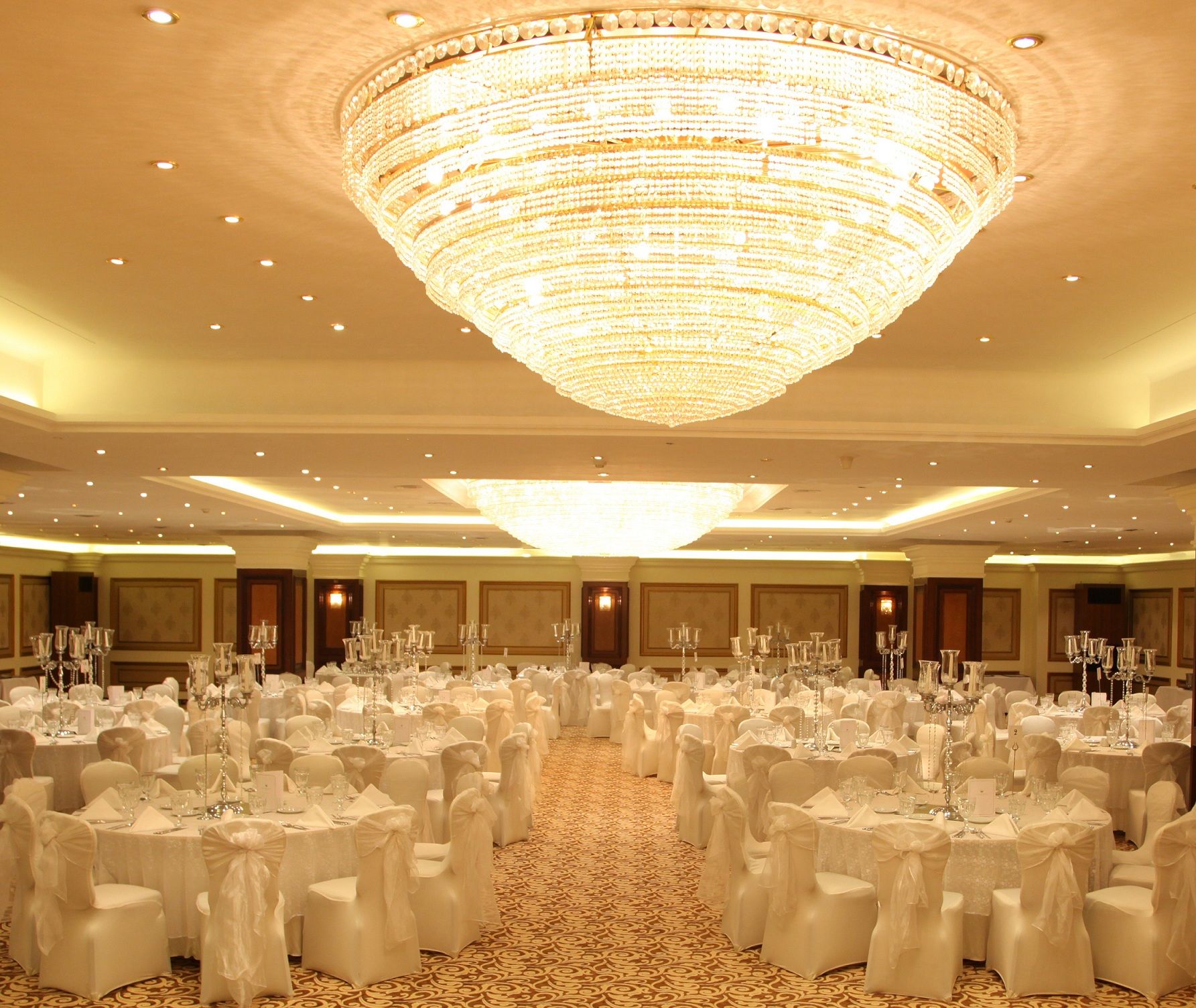 Отель Crowne Plaza - Ortakoy Bosphorus By Ihg