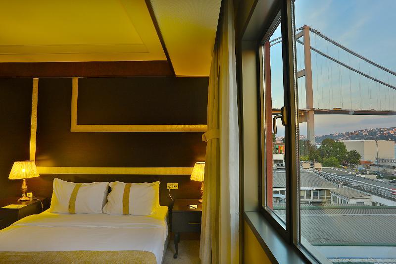 Crowne Plaza - Ortakoy Bosphorus By Ihg Отель 5*